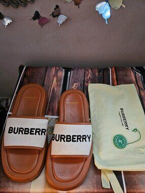 Burberry Bucking Brown Logo Slides In Canvas & Leather Sz 11